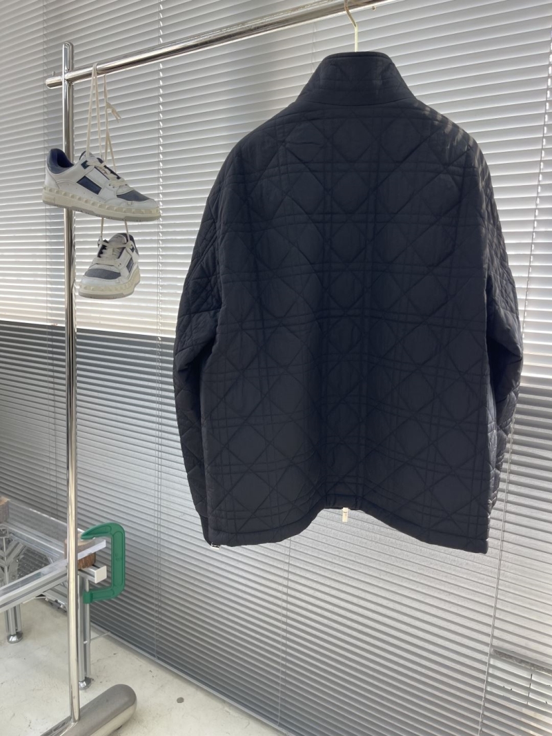 chr1st1an D10r outwear